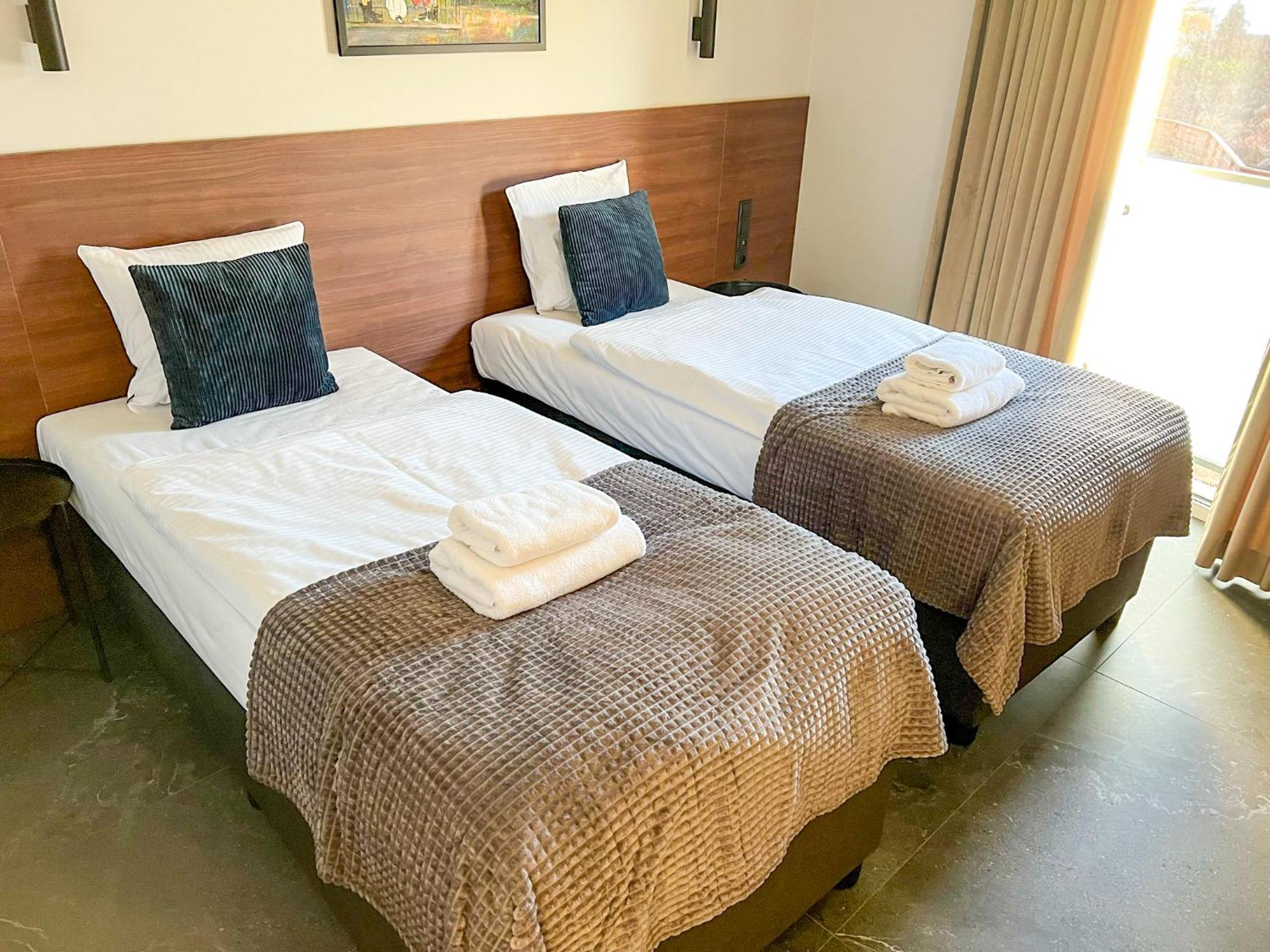 Apartamenty Centrum Park Twardowskiego 4 Zielona Gora  Luaran gambar